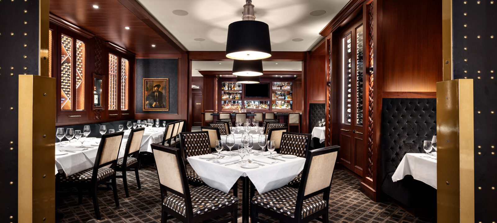 Hy’s Steakhouse & Cocktail Bar